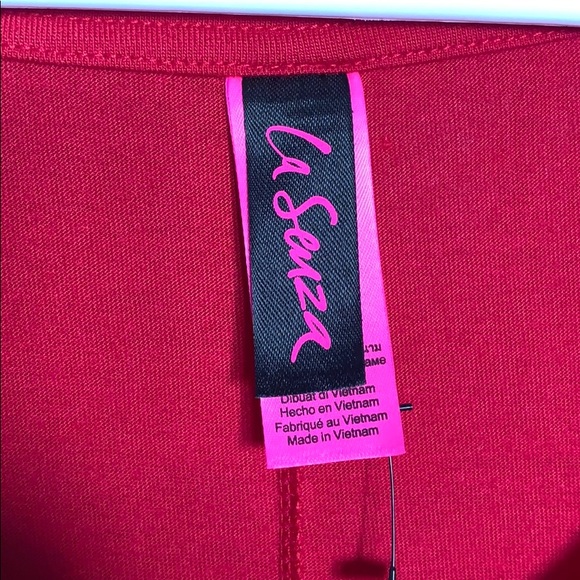 Comfortable Tee - Picture 2 of 3